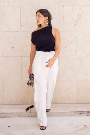 PTJ0057 pantalón blanco con bolsillos con blusa