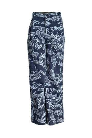 PTJ010111 pantalón con bolsillos laterales color azul claro