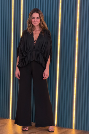 PTJ0204 blusa negra con recogidos