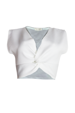 Hermosa blusa con escote profundo