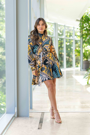 hermoso vestido corto con cinturón