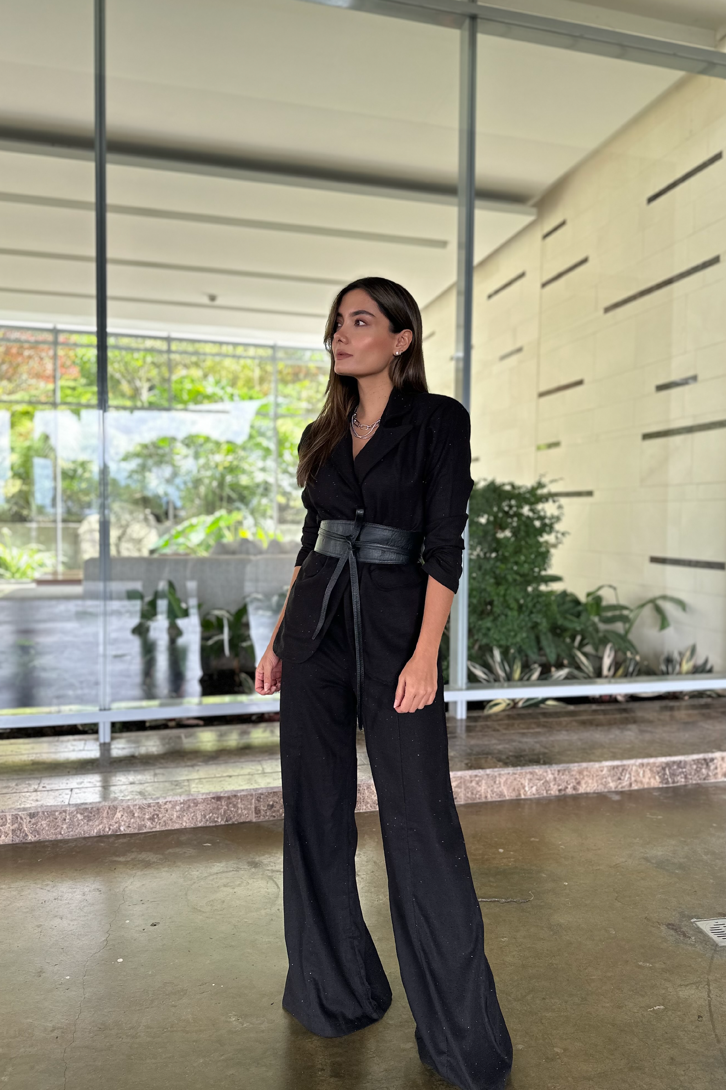 PTJ277129 blazer con correa negra