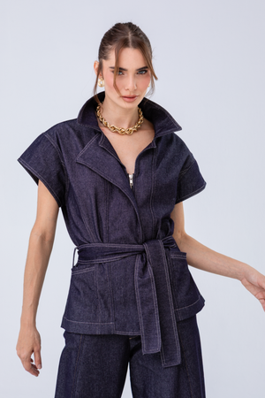 PTJ88170100 chaleco azul con bolsillos look para ir a la oficina