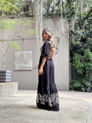 Vestido manga 3/4 con bordado con boleros