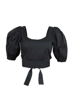 Blusa negra con mangas puff y escote redondo.