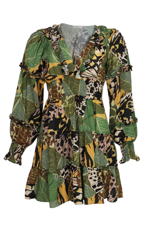 Hermoso vestido corto con rouches en las mangas verde