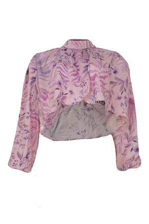 Blusa rosada con estampado y mangas largas