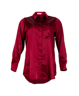blusa satinada en vinotinto