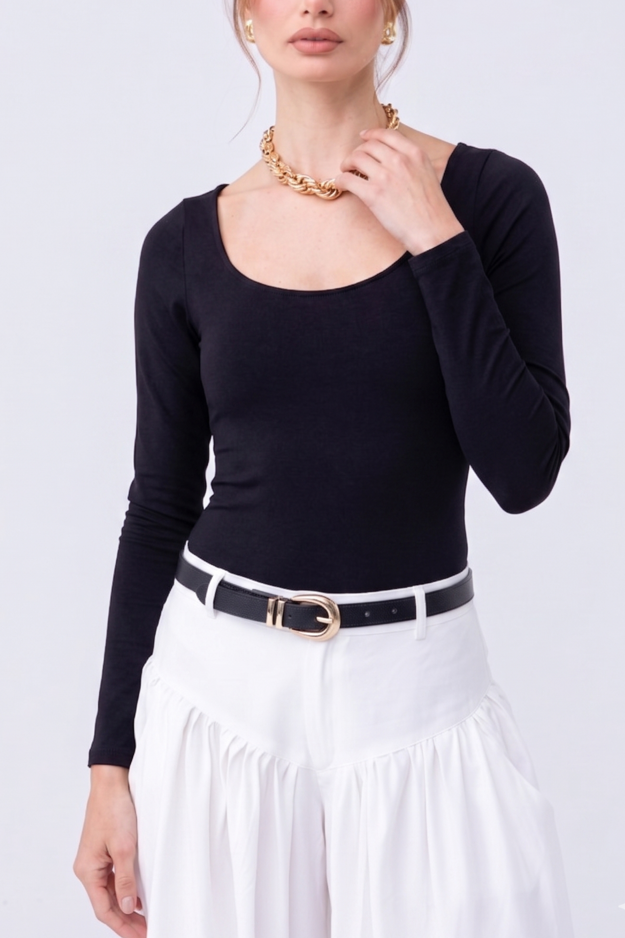 PTJ30531900 blusa con hombros destapados y manga larga