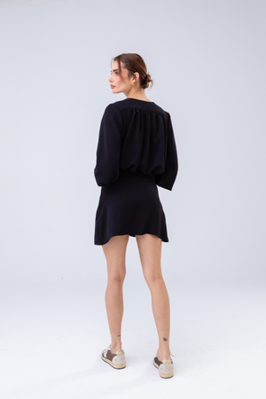 PTJ0057 vestido corto negro con lazos delanteros con zapatos