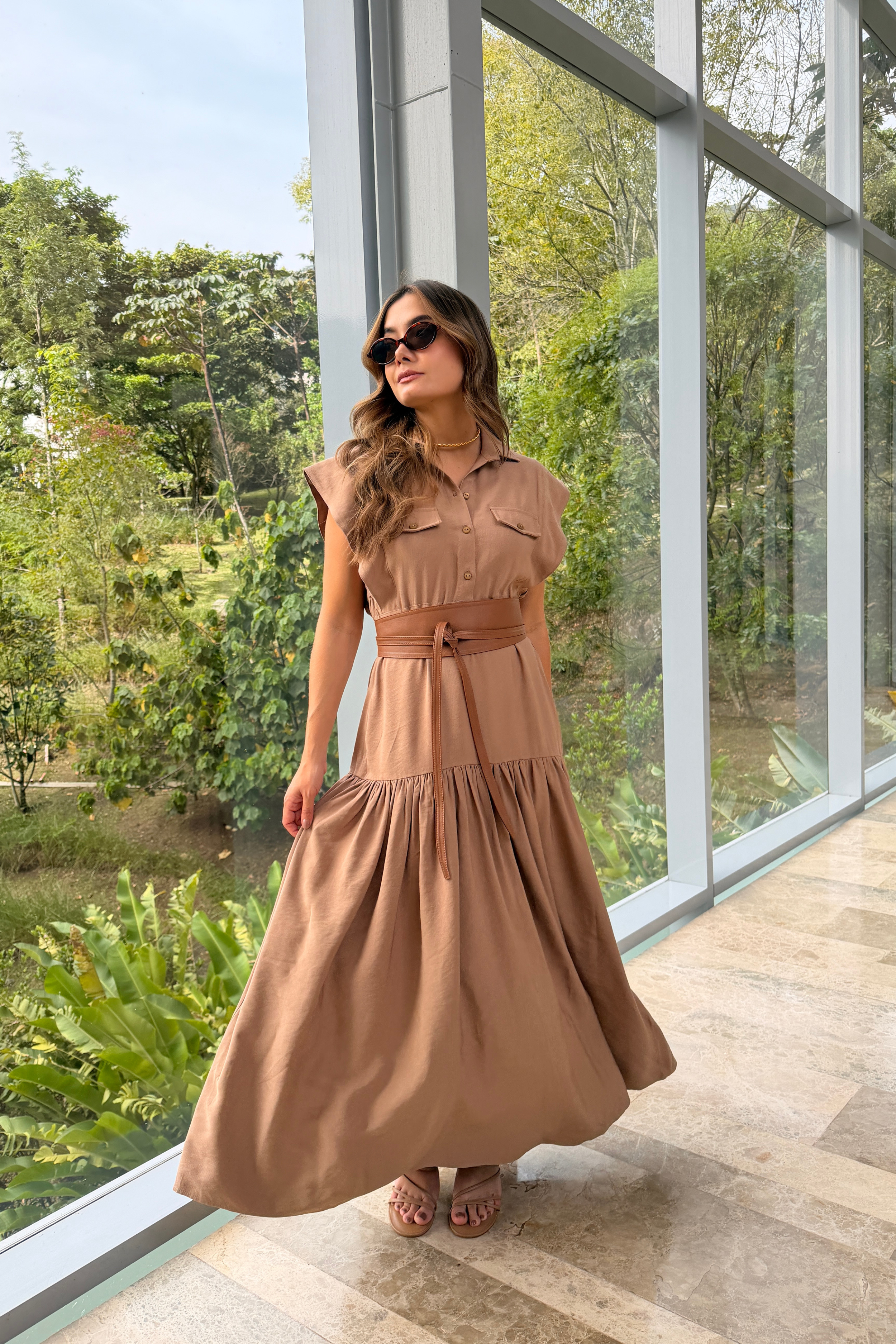 PTJ0062 vestido largo color camel 