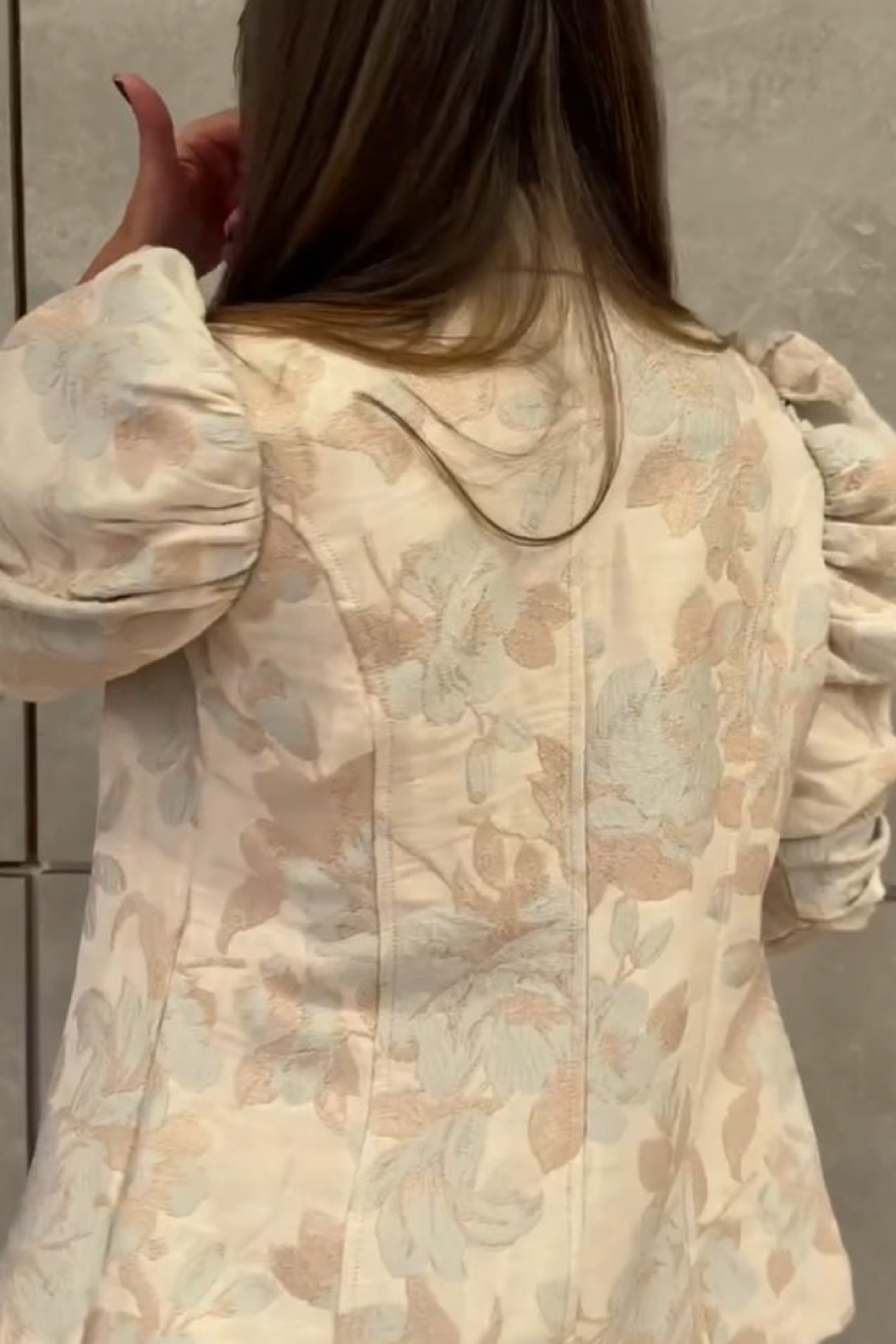 PTJ1011150 chaqueta estampada con mangas amplias