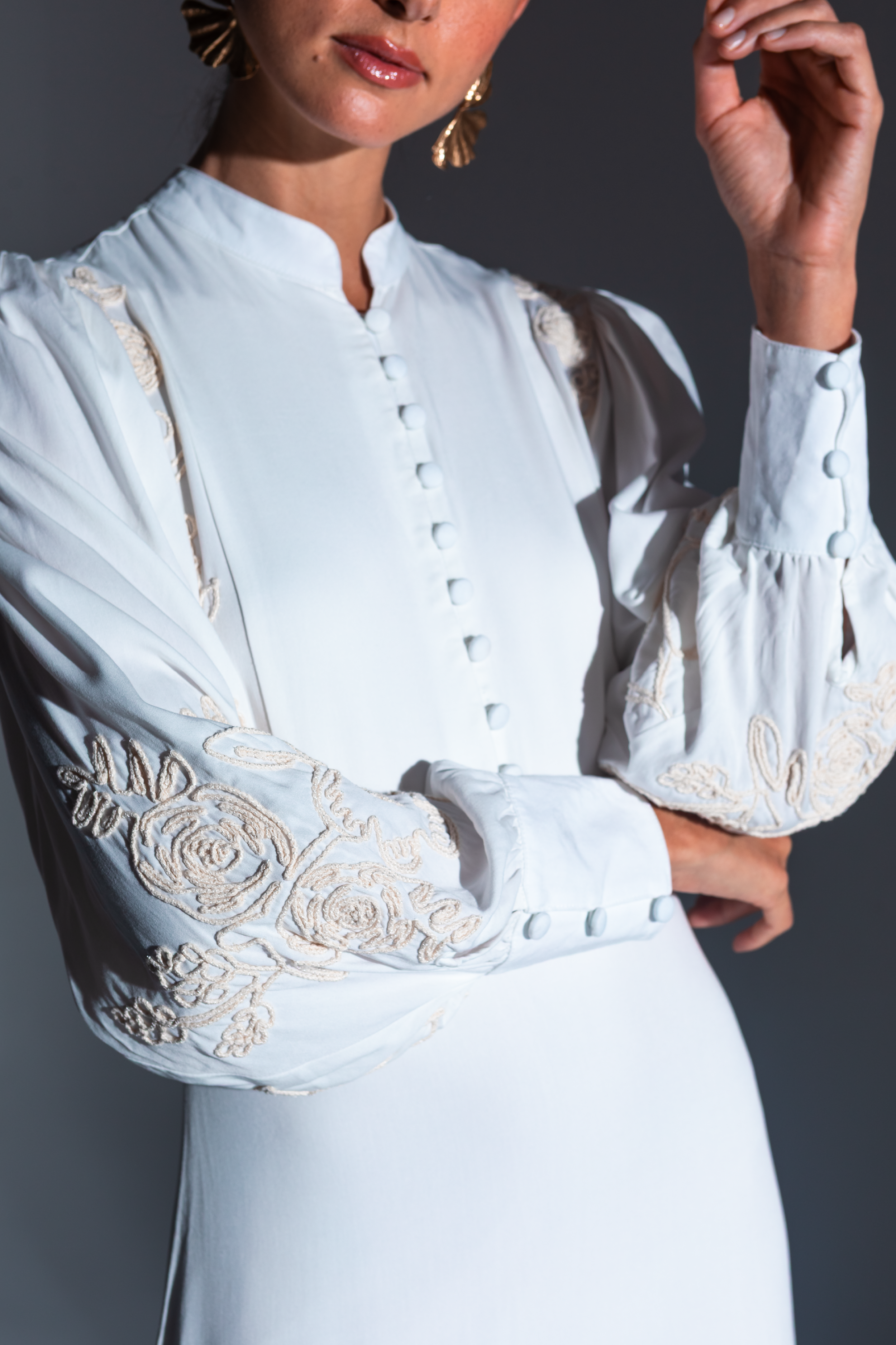PTJ1256290 vestido largo con detalles románticos