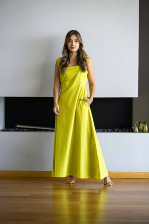 vestido largo con resorte en la espalda Amelie color verde