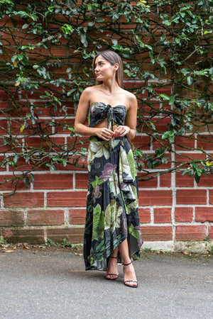 PTJ230129 falda verde estampada con crop top