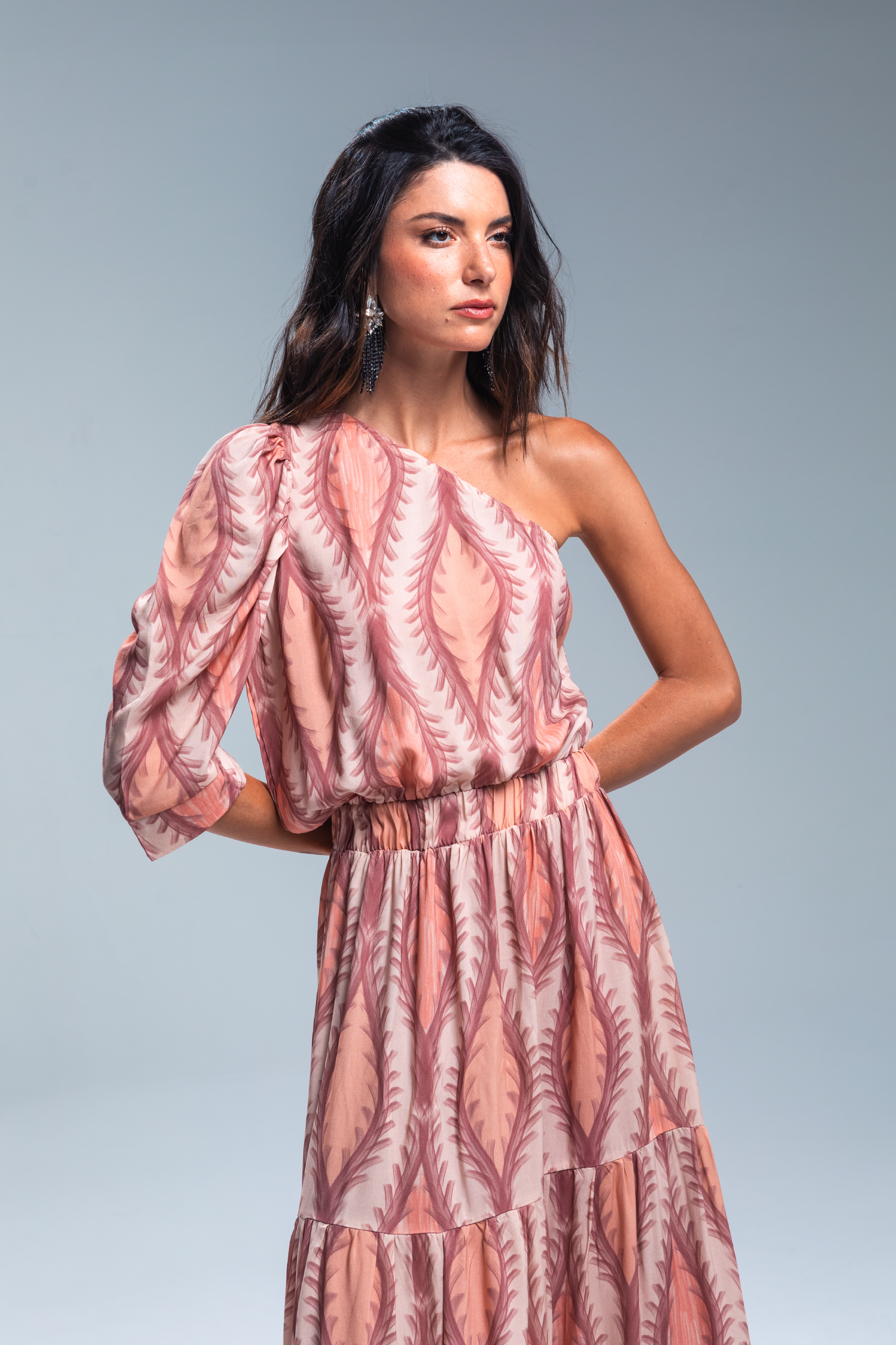 PTJ240329 vestido largo estampado con tacones