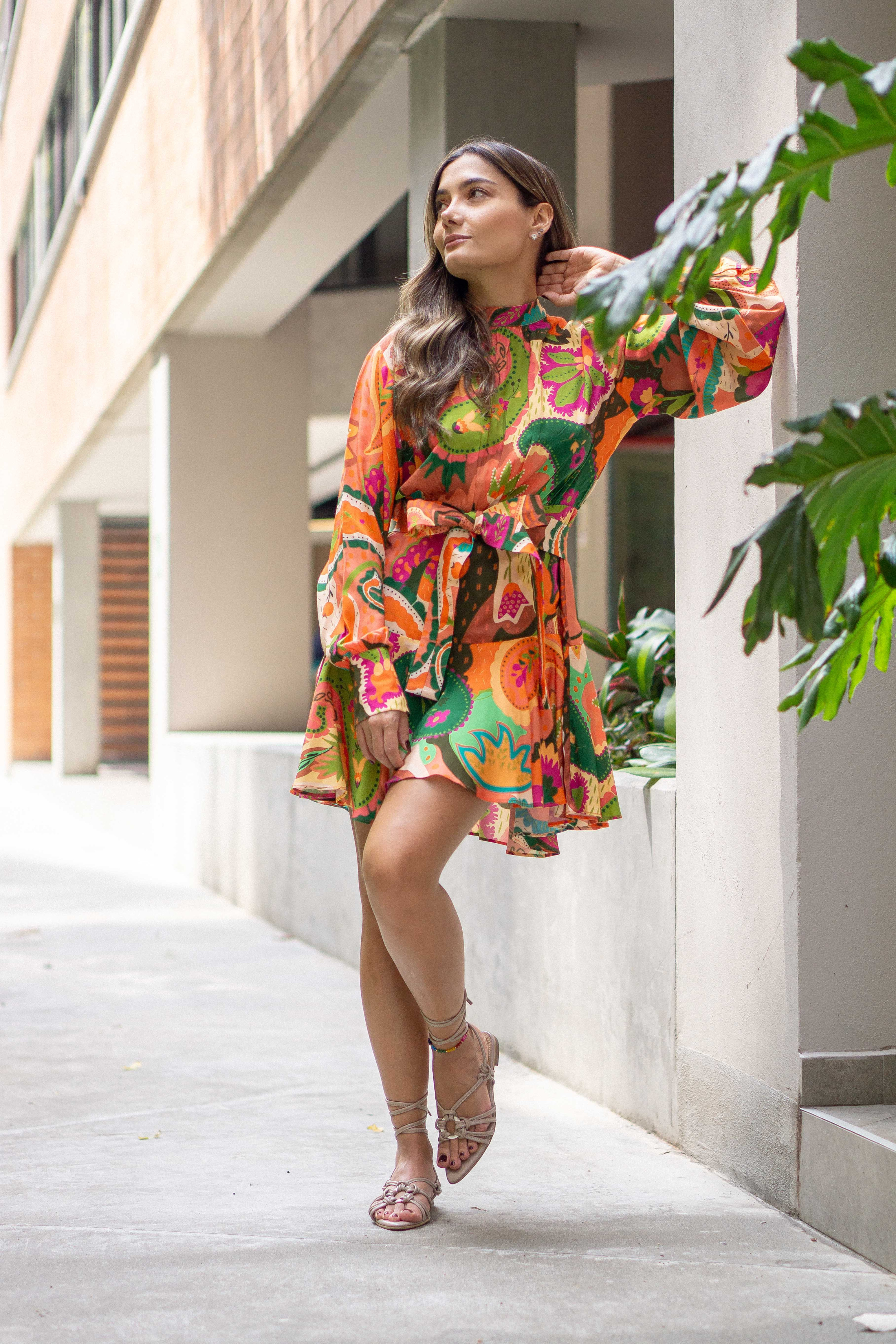 Vestido corto con cinturón Nicki