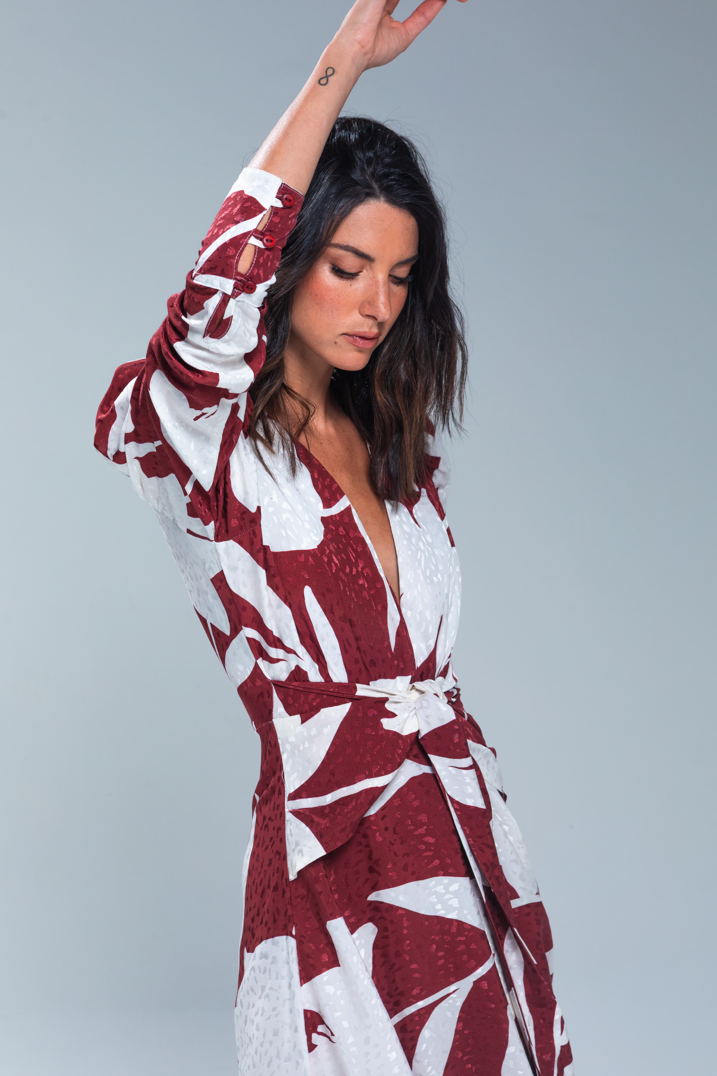 PTJ24142800 vestido largo con estampado