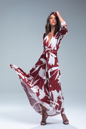 PTJ24142800 vestido largo con estampado