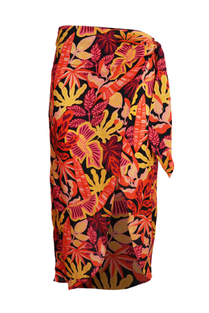 Hermosa falda o pareo Alba con estampado ftropica