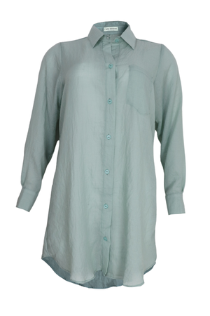 Hermosa camisa manga larga transparente color verdeagua