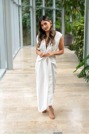 Vestido largo con fajon Behla color blanco