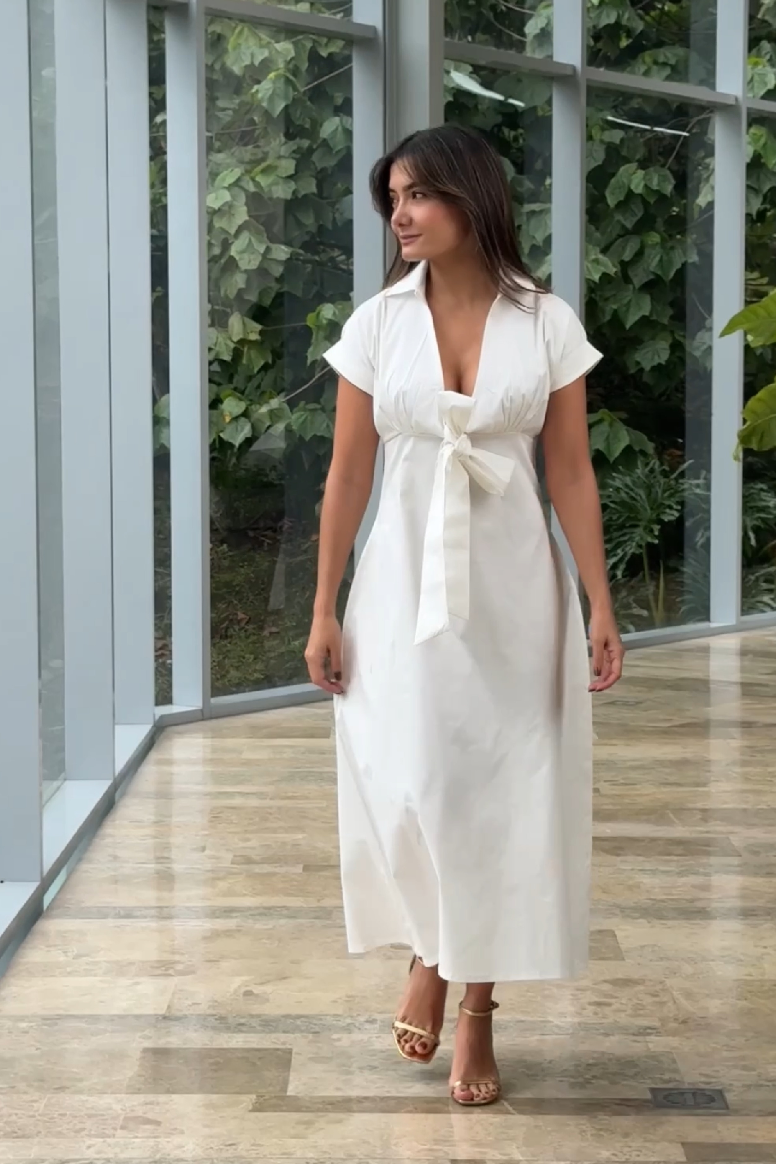 PTJ2693110 vestido midi blanco, con lazos. 