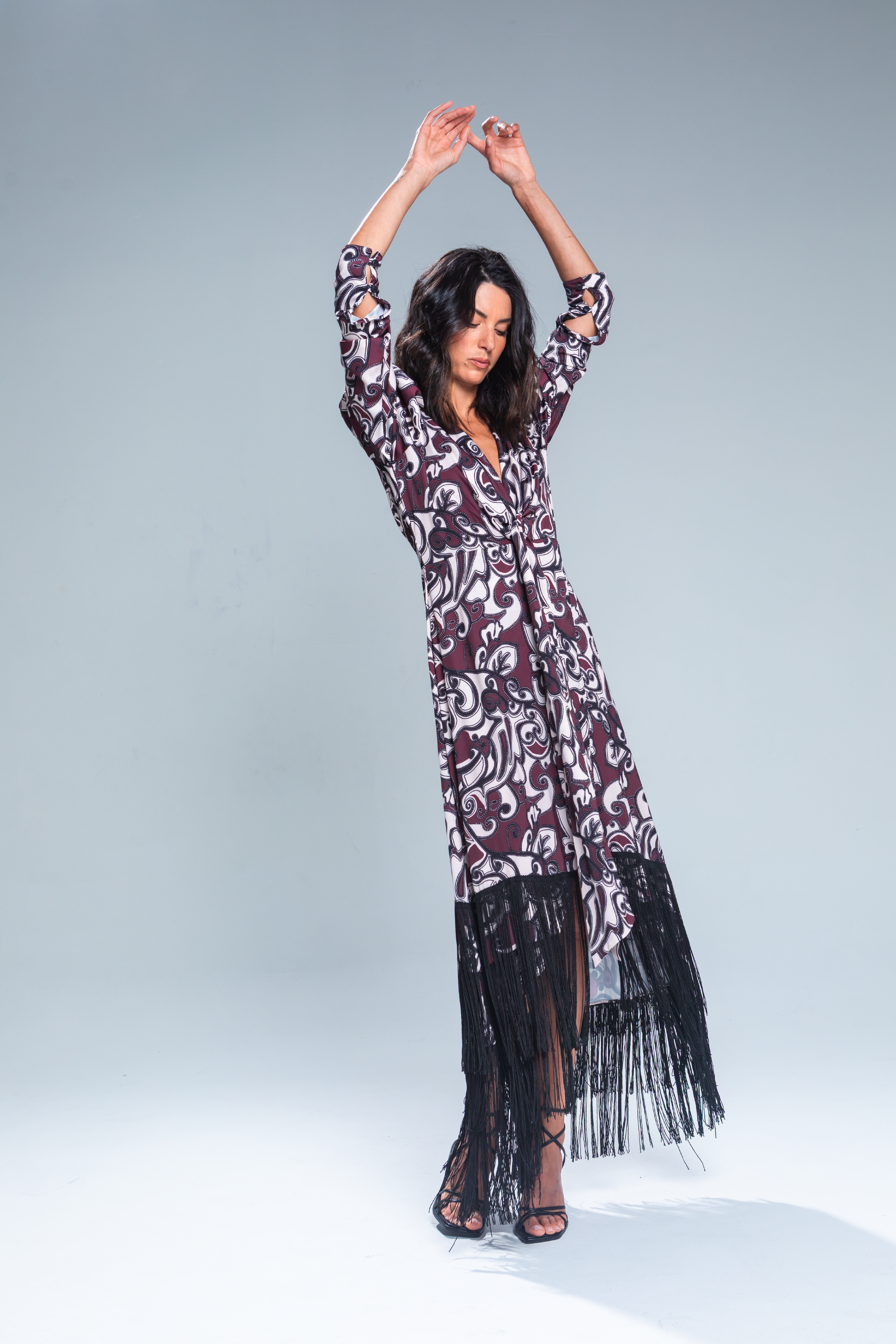 PTJ27181200 vestido midi con flecos