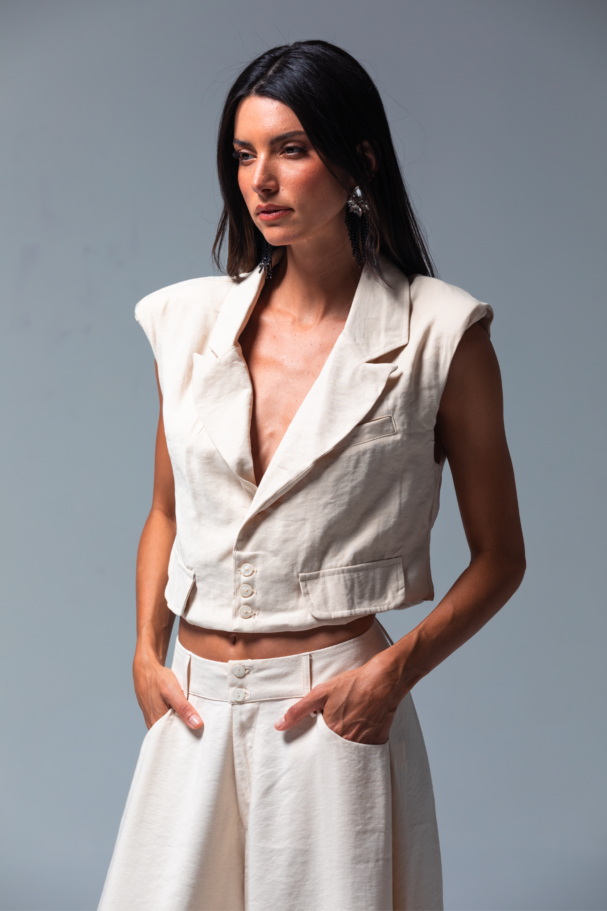 PTJ278930000 chaleco con pantalón palazzo