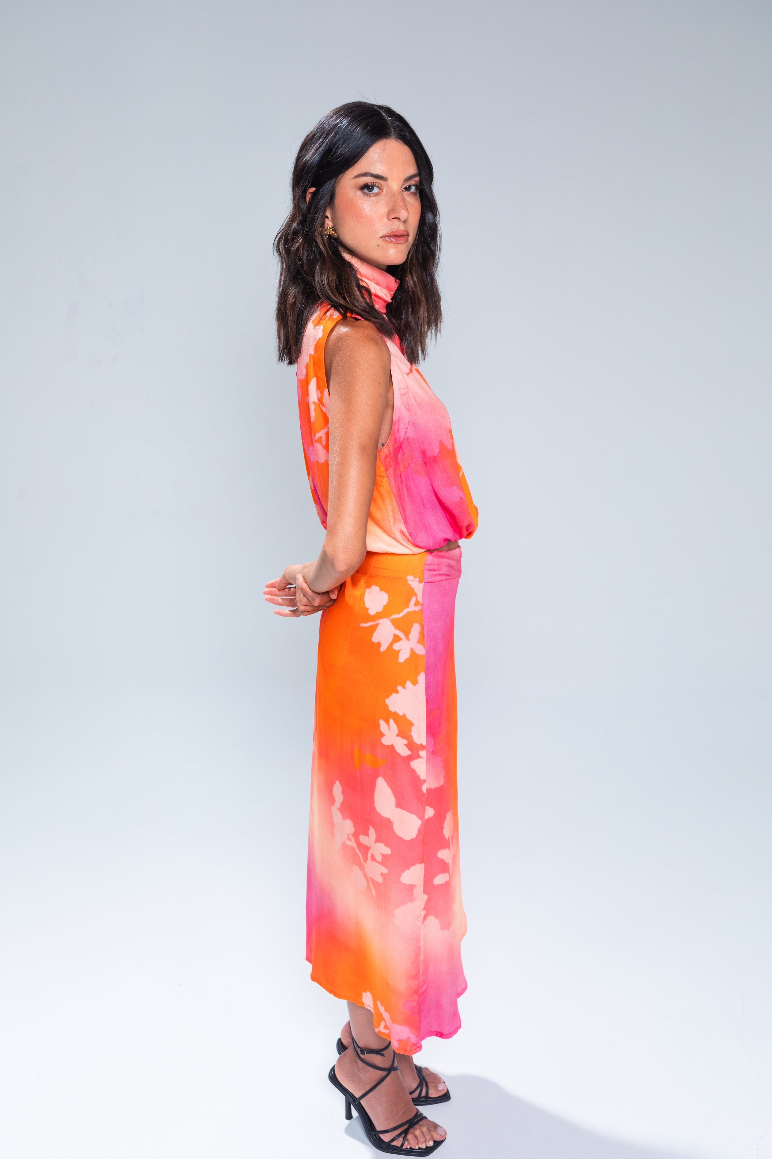 PTJ2851290030 falda con blusa estampada