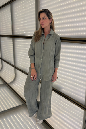 PTJ286112000 blusa y pantalón verde