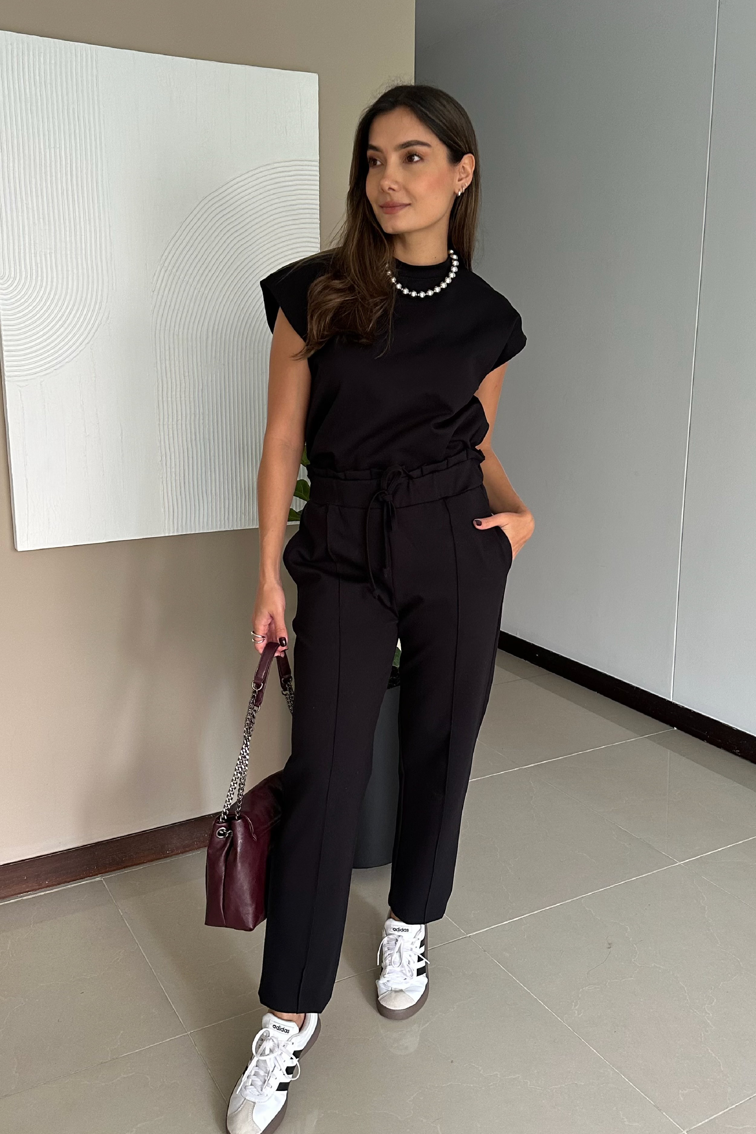 PTJ286630 blusa color negro con pantalón negro