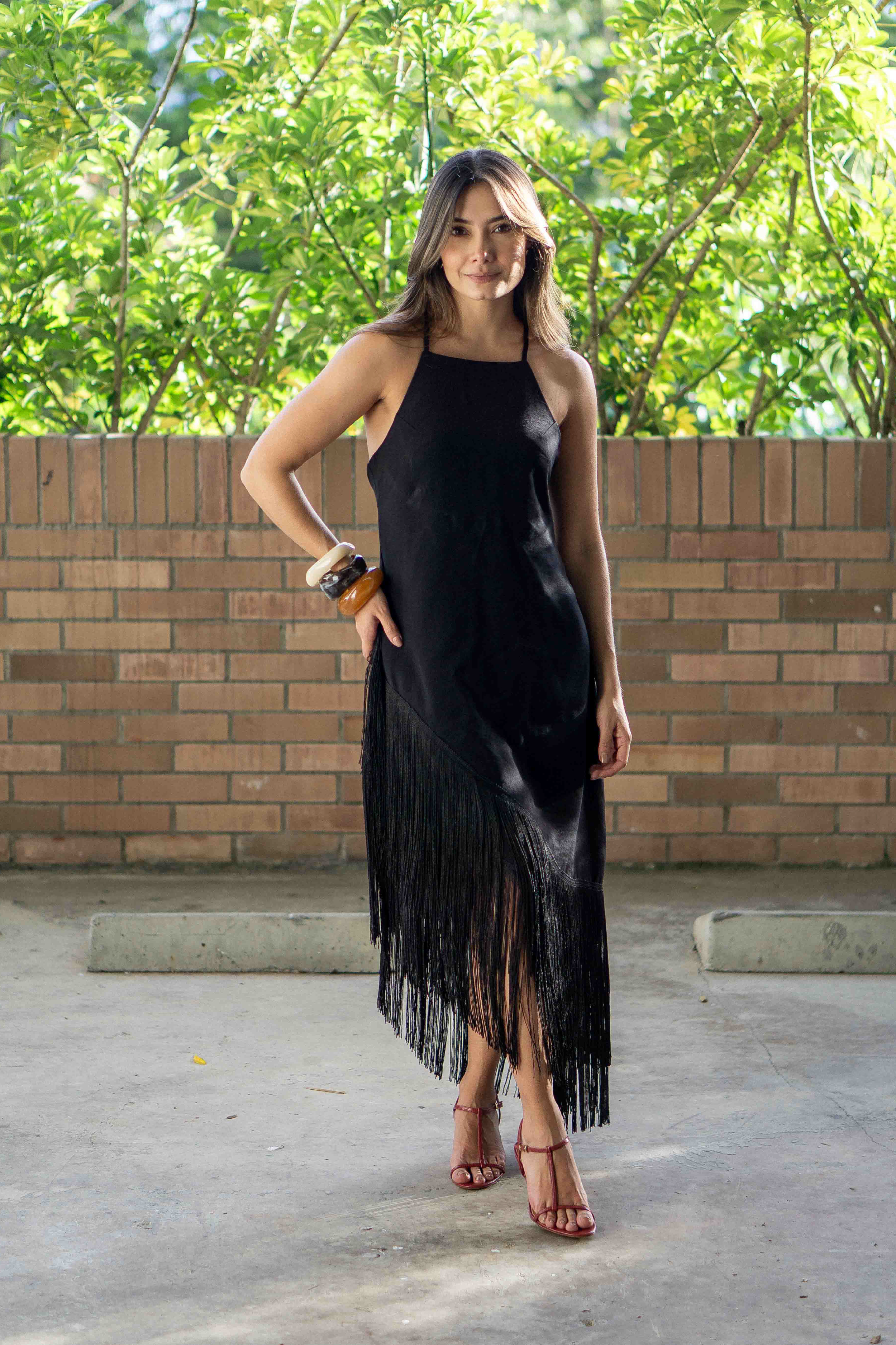 PTJ290030-vestido-negro-con-flecos