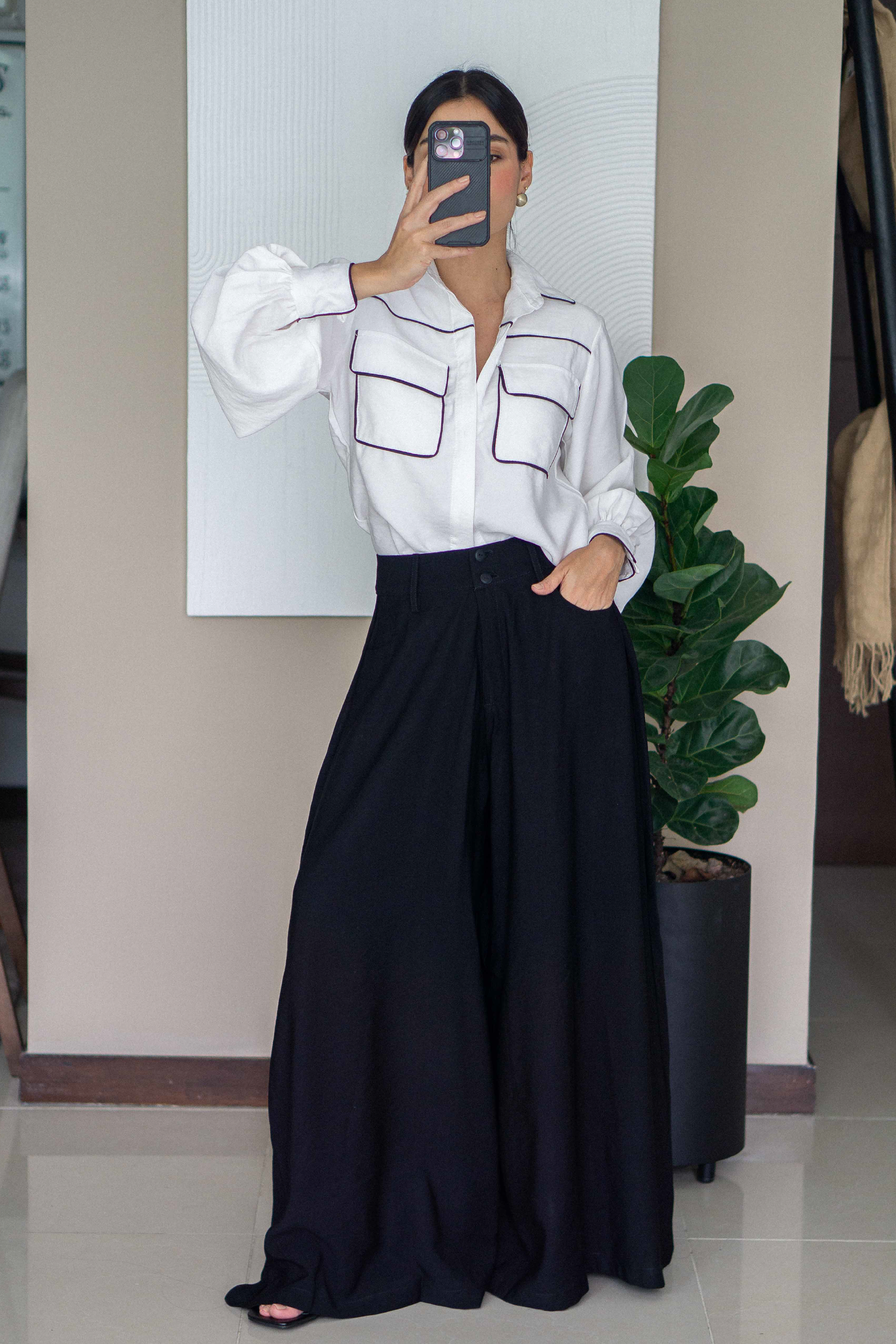 PTJ29423000 blusa con bolsillo y manga larga