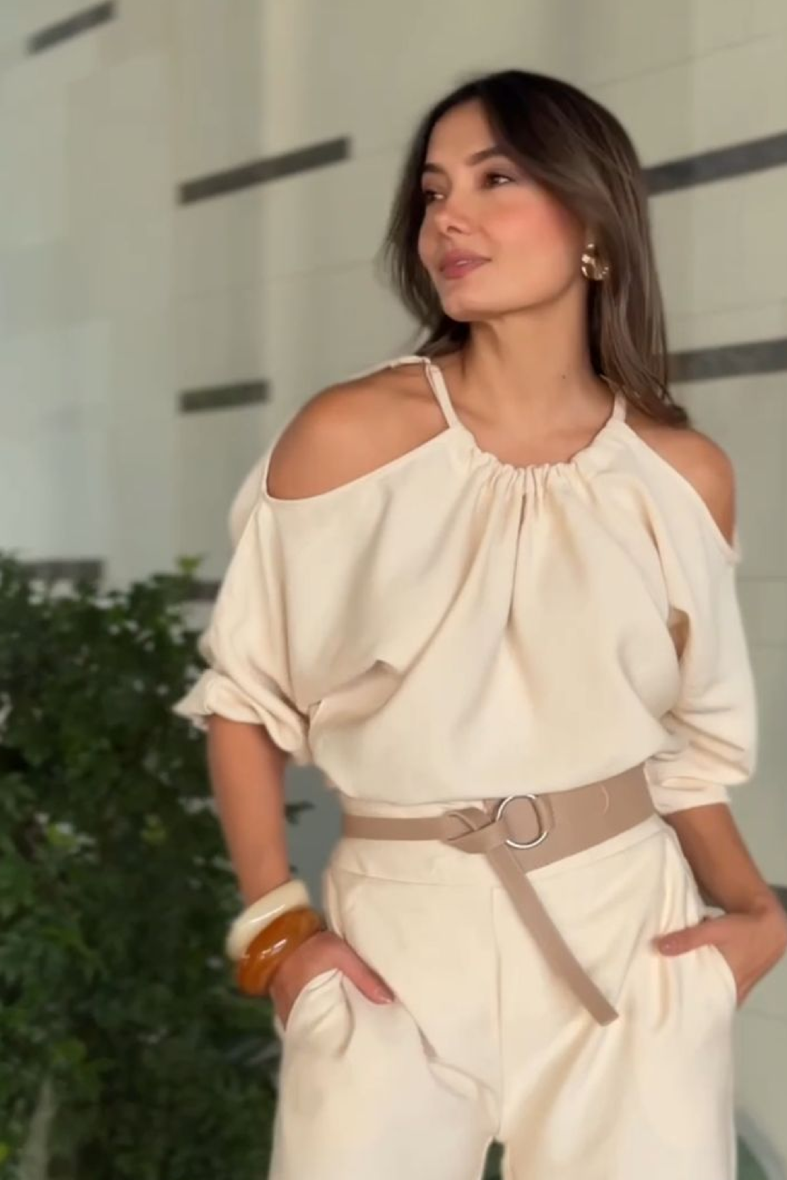PTJ297229 blusa de tiras con cinturón asimétrico con pantalón 