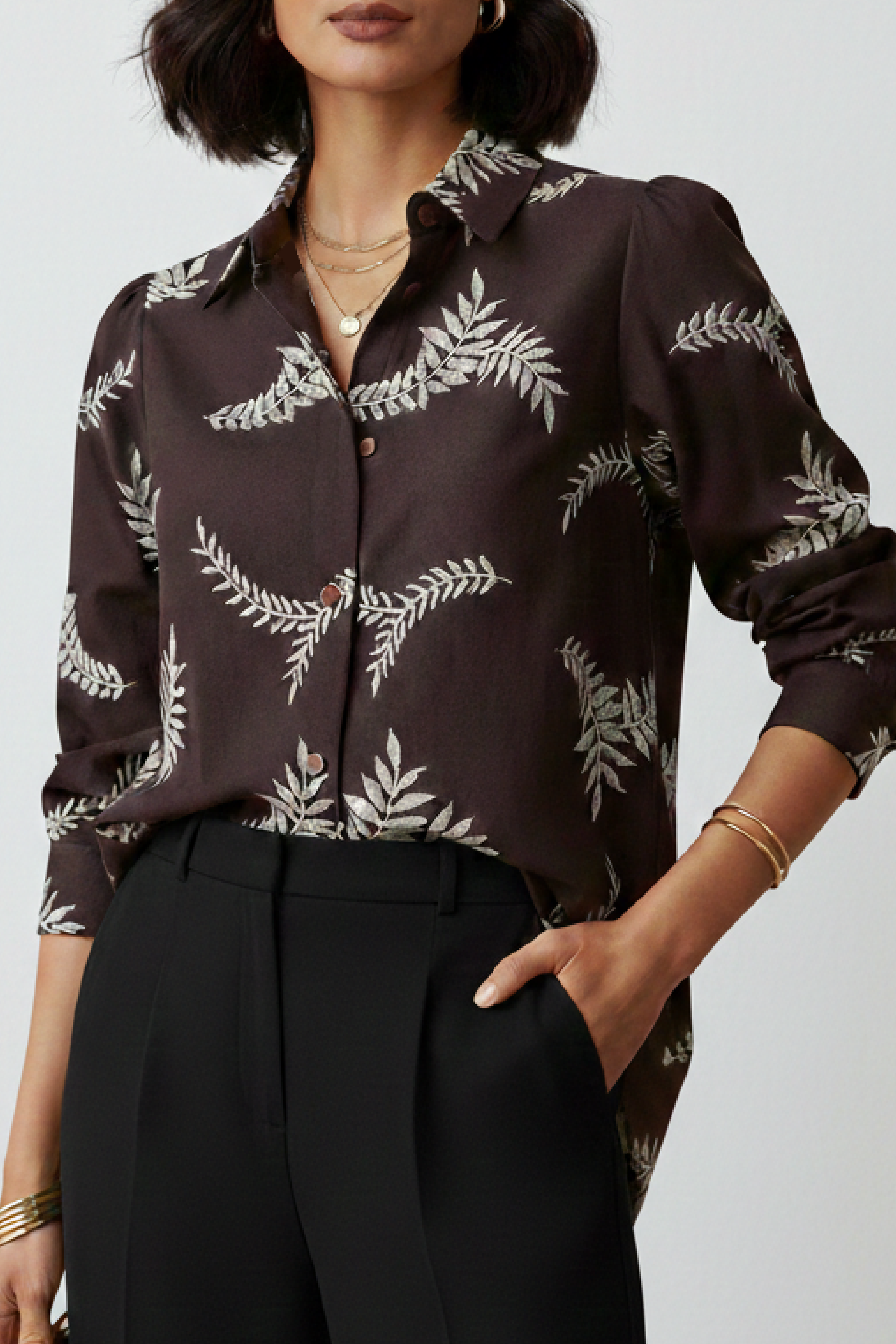 PTJ303319-blusa-manga-larga-color-café