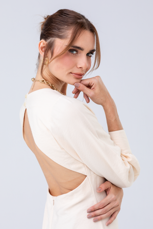 PTJ3072 vestido corto con mangas largas  