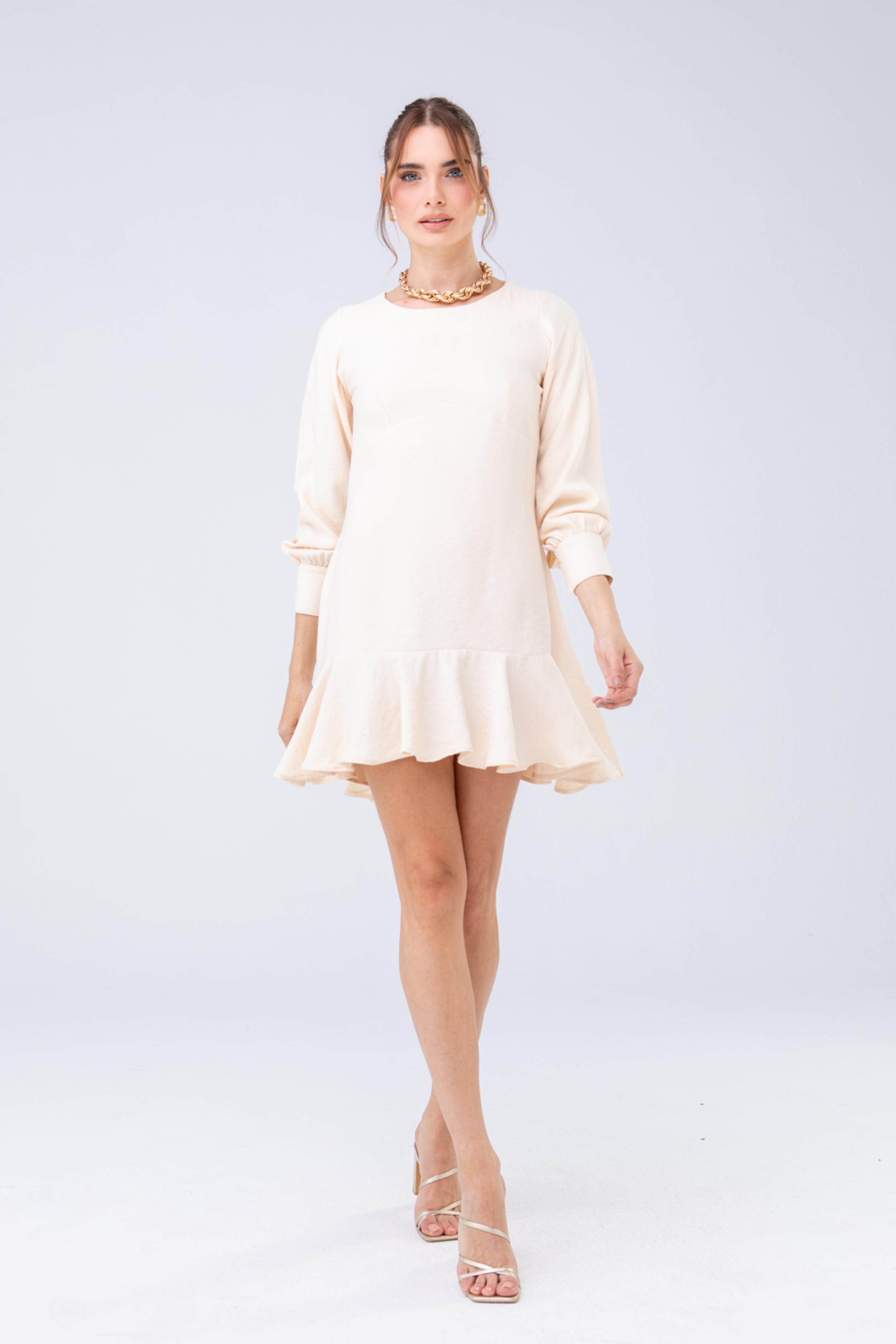 PTJ3072 vestido corto con mangas largas 