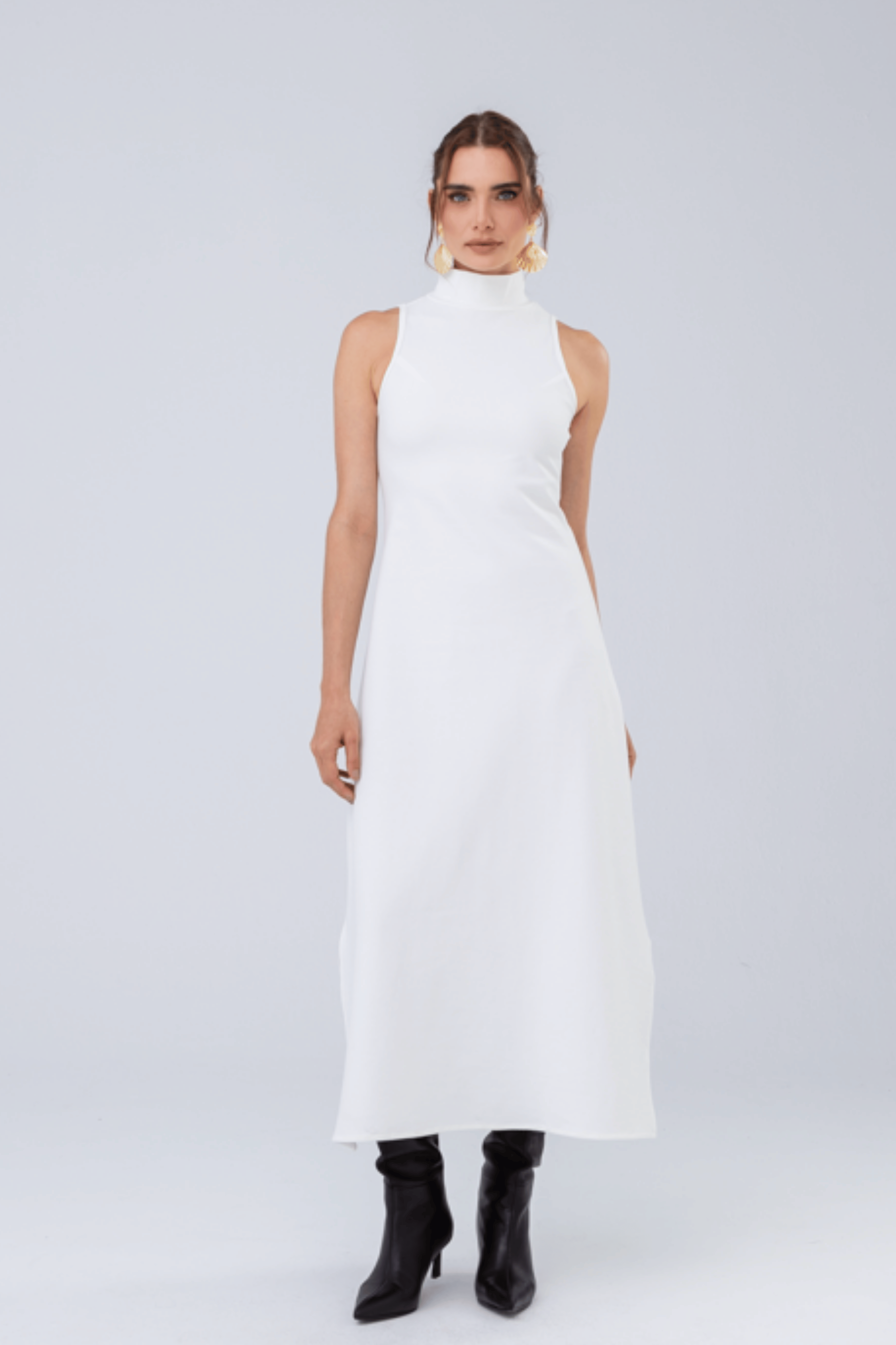 PTJ31662 vestido largo con botas
