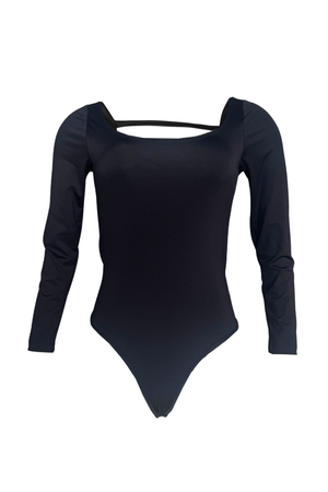 PTJ70053 body color negro con tira en la espalda