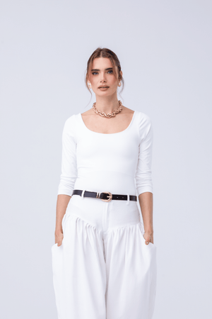 PTJ30531900 blusa con hombros destapados y manga larga