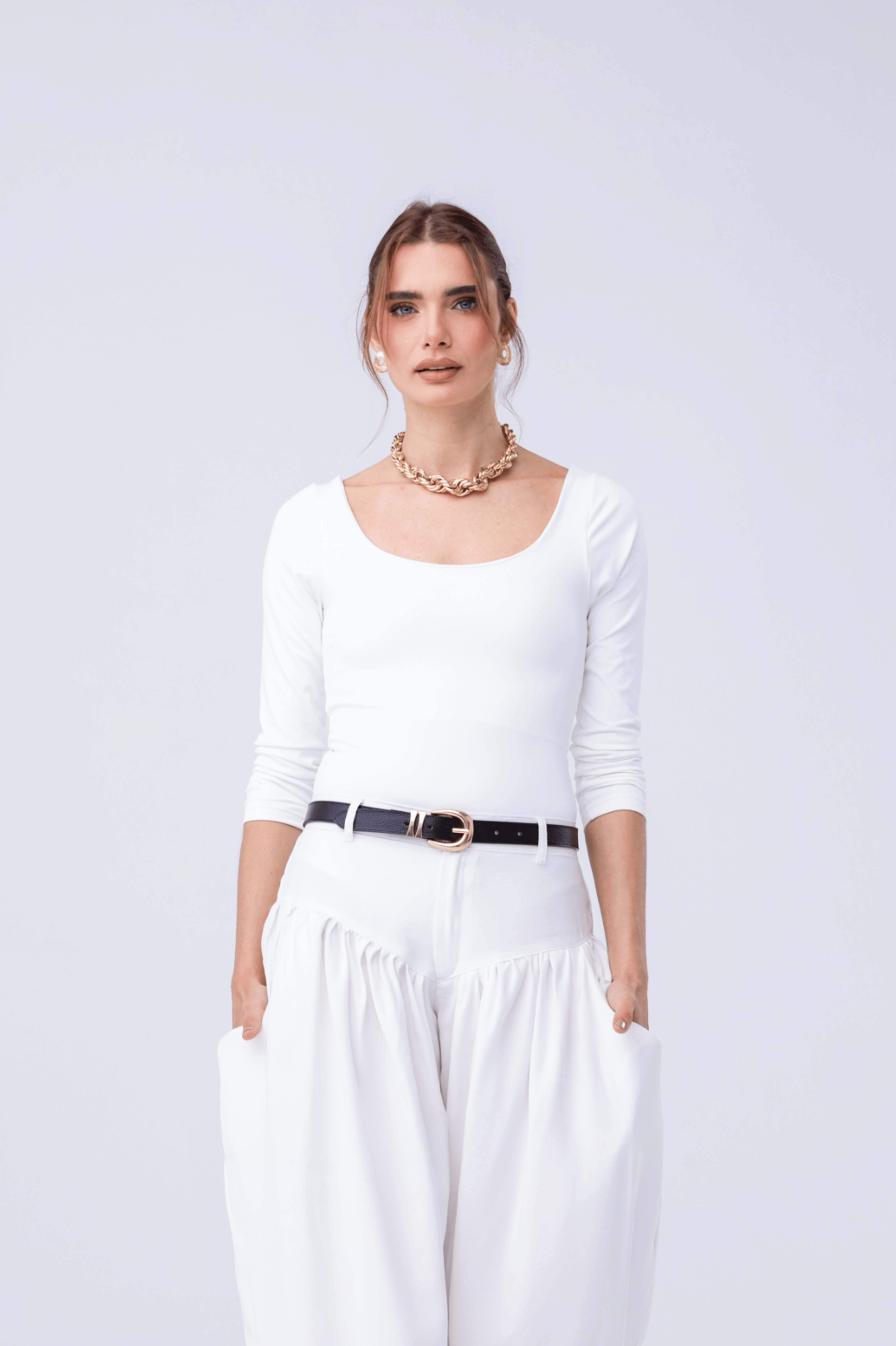 PTJ30531900 blusa con hombros destapados y manga larga