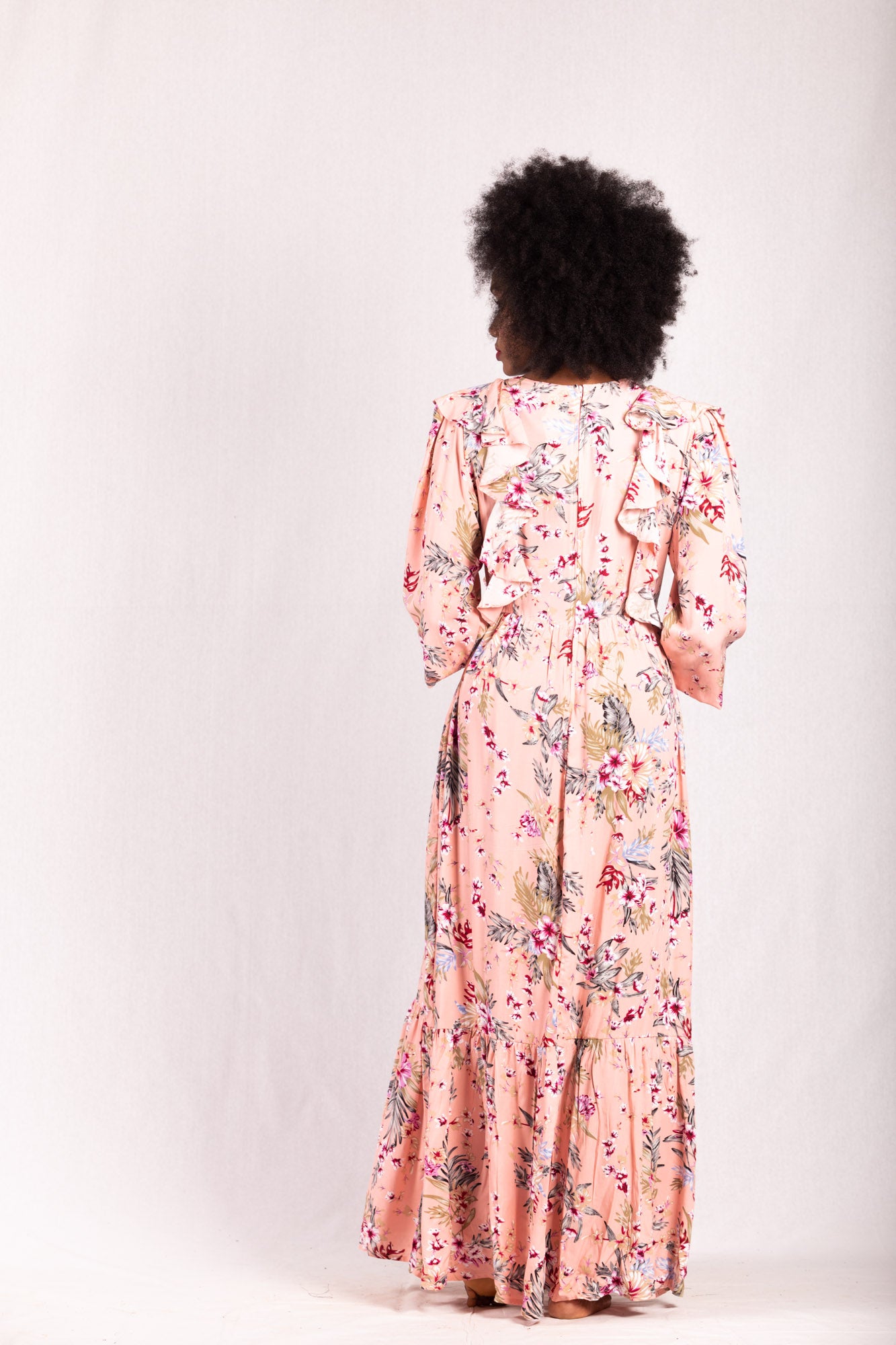 Vestido Largo Manga Larga En Flores