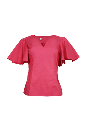 Blusa fucsia con mangas cortas y cuello en V.