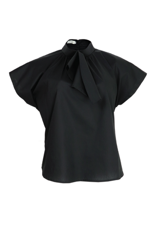 Hermosa blusa con corbata color negro