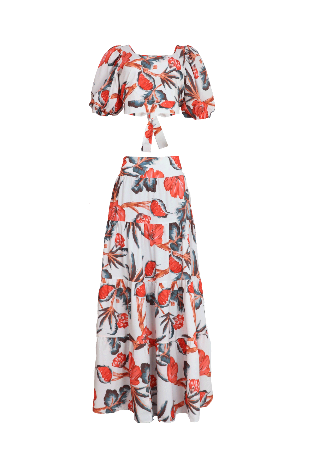 Set con estampado natural, crop top y falda larga.