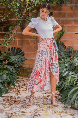 Falda estampada con blusa para mujer