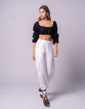 Pantalón cargo con bolsillos