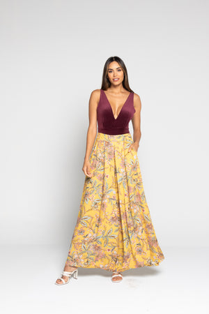 Pantalón palazzo con body