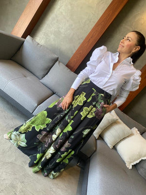 Pantalón estampado tipo palazzo
